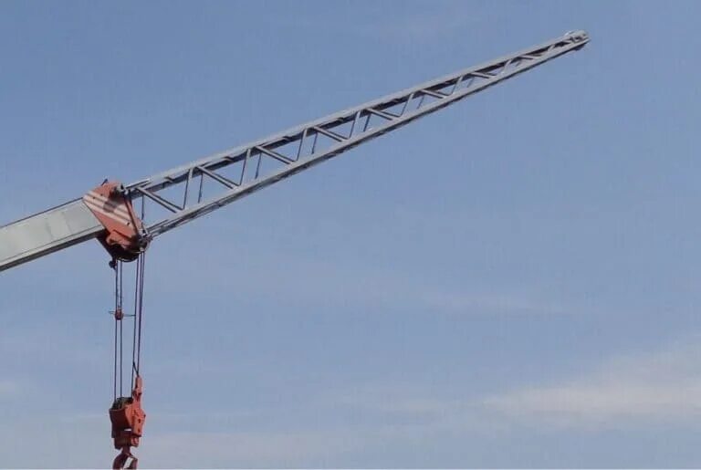 Кран с гуськом. 1. Удлинитель стрелы галичанин. Гусек на кран. Гусек для стрелы автокрана.