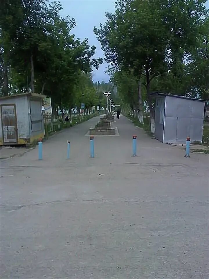 Погода адрасман 10 дней. Поселок адрасман в таджикистане. адрасман таджикистан фото. адрасман футбол. тж пос адрасман.