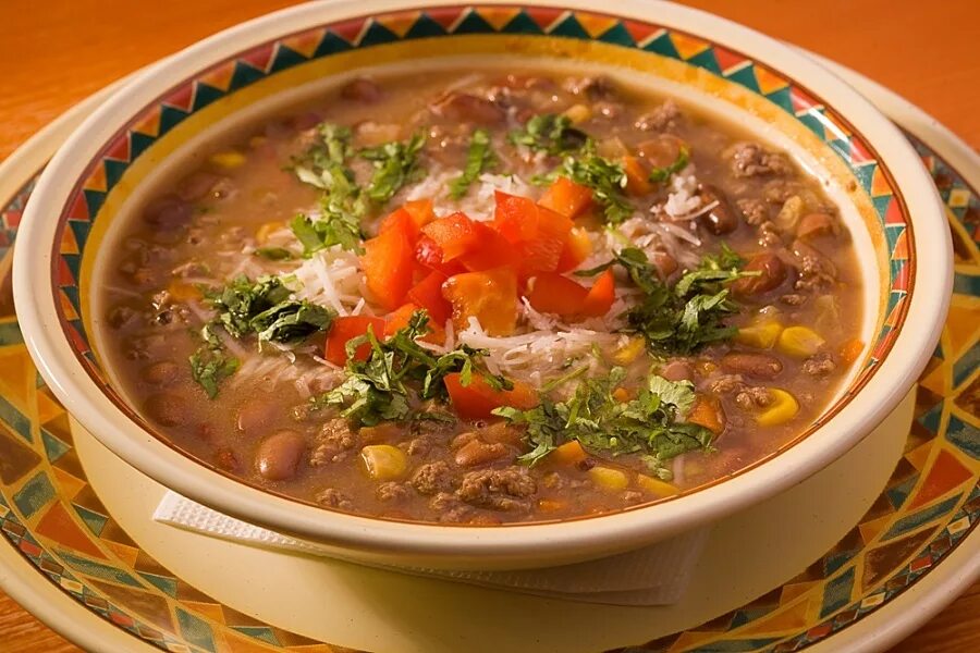 Рецепты первых блюд. Мясной суп. Супчик с мясом. Суп с тушенкой и рисом. Чечевичный суп с тушенкой.