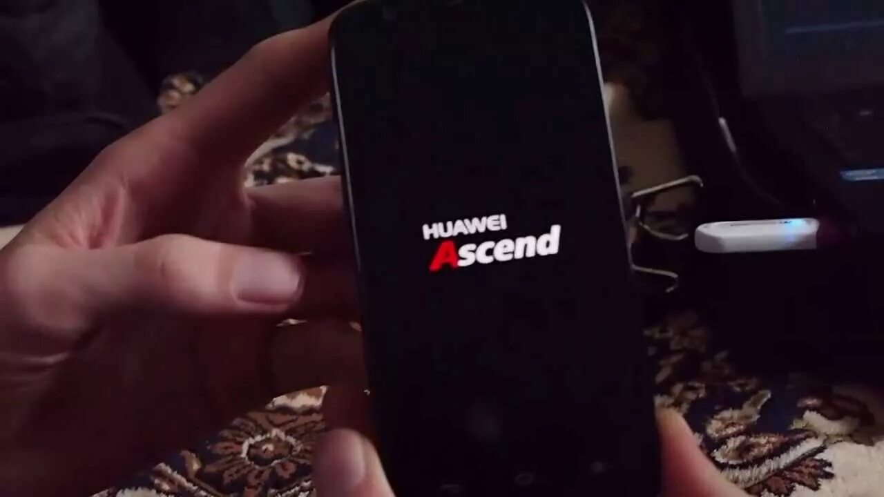 Huawei не включается. Почему не включается телефон Хуавей. Телефон включается и сразу выключается. Huawei не включается и не заряжается. Не включается телефон номер