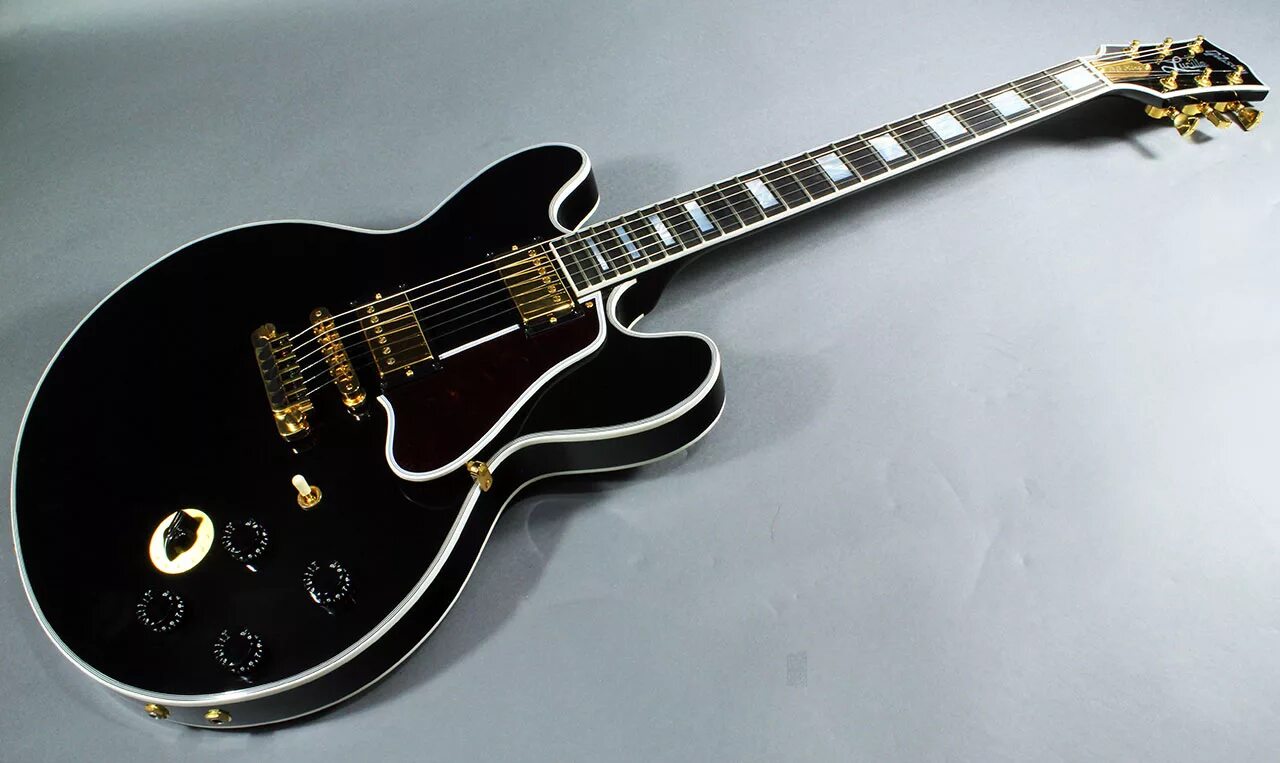 Гитара Гибсон Люсиль. Би би Кинг Люсиль. Gibson es-335 BB King. Gibson BB King Lucille.