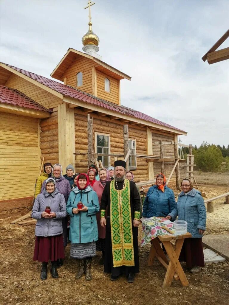 Зюзино шарканский. Сосновка Церковь Шарканский район. Храм в селе Зюзино Шарканский район. Зар Вишур Шарканский район. Шарканский район сюрсовпйская Церковь.