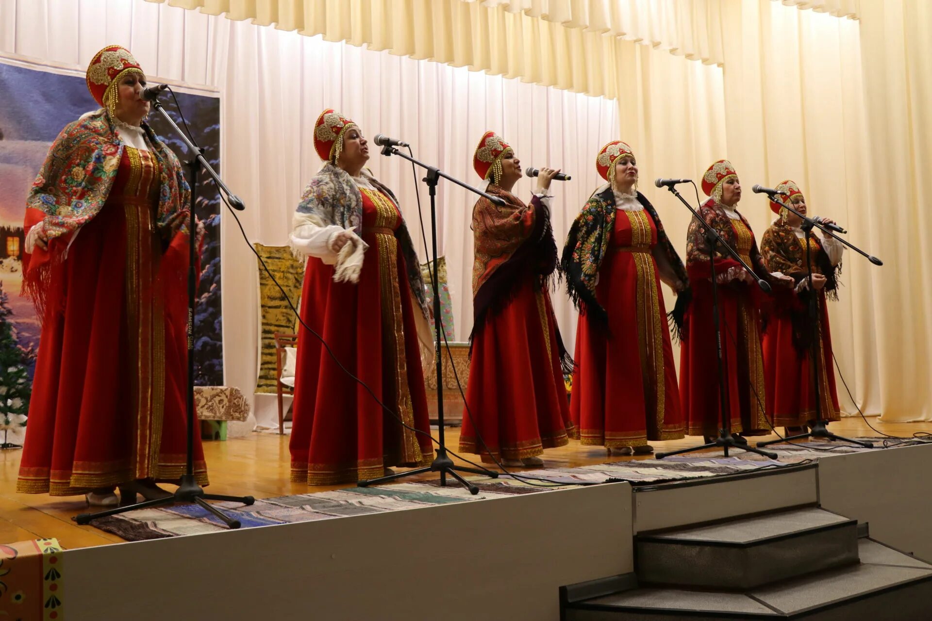 Менделеевские новости последний выпуск. Менделеевские новости сегодня. Менделеевские дни. С днем химика. Город химиков группа.