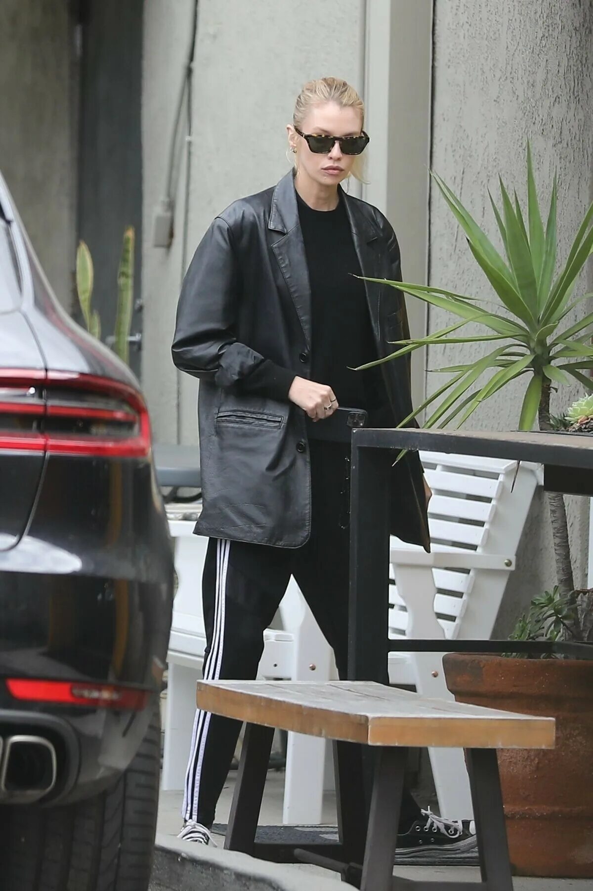 Показ мод 2023. Brandon maxwell ss23. Максвелл 2023 2024. Максвелл 2023 2024. Платье favorini.