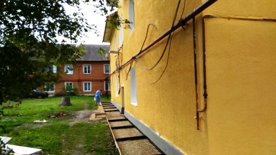 Квартиры в мкр сокольники. Новомосковский микрорайон. Квартиры в мкр сокольники. Ул островского 6 сокольники новомосковск. Квартиры в мкр сокольники.