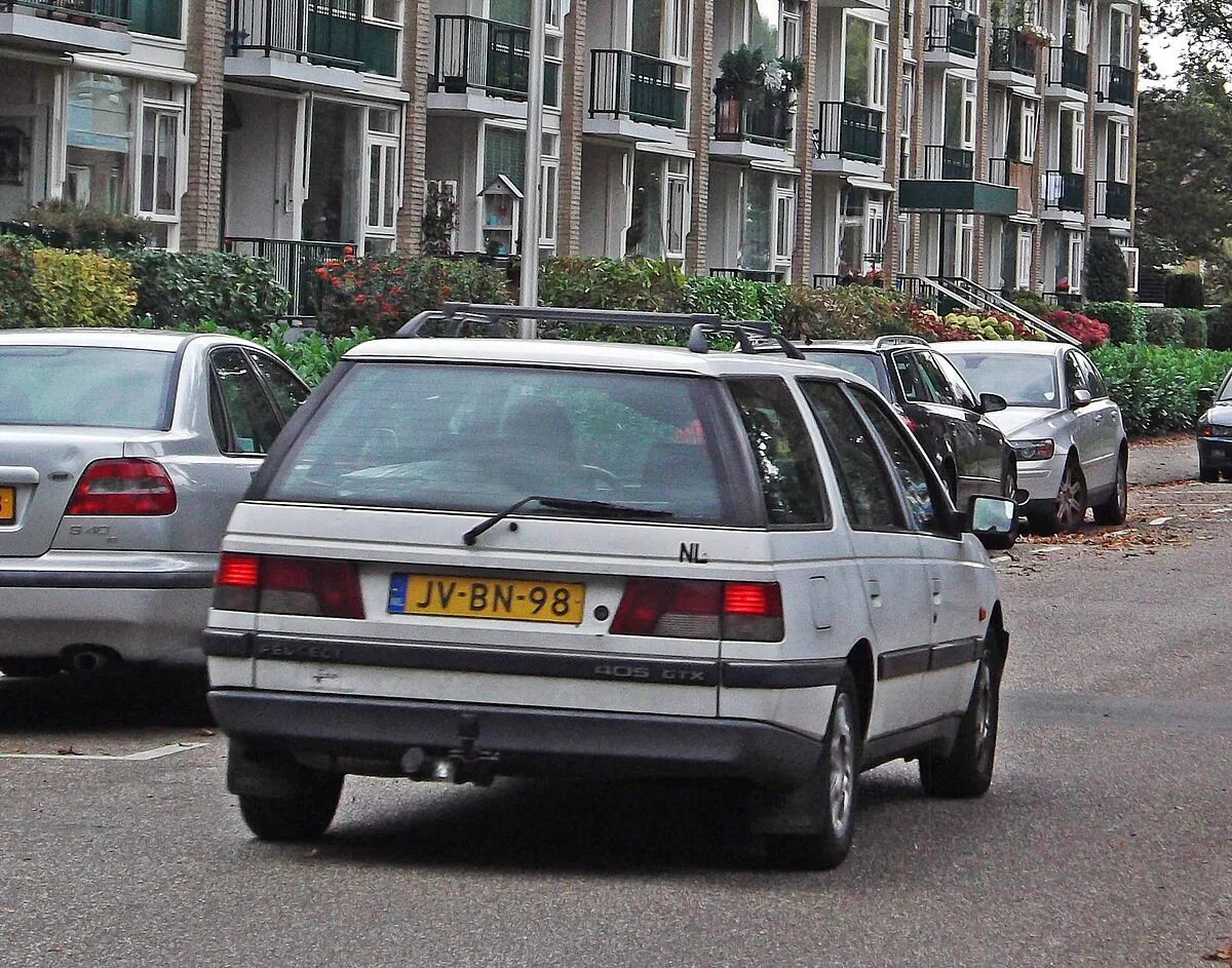 Запчасти ереван. Peugeot 405 универсал. Peugeot 405 Break '1988–92. Peugeot 405 Break '1988.