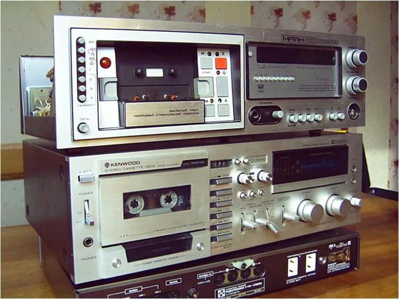 Маяк 010 стерео. Маяк 010 стерео чёрный. Магнитофон маяк 010. Дека маяк 010. Магнитофон приставка маяк 011.