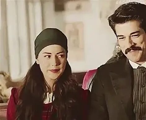 Захиде королек птичка певчая. Çalıkuşu айтекин аташ. Королёк птичка певчая книга. Çalıkuşu айтекин аташ. Фериде королек птичка певчая 2013.