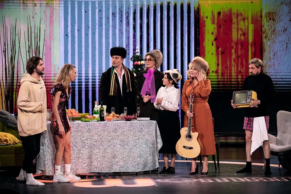 Надежда васильевна ирония судьбы. Ирония судьбы или с легким фильм 1975. Лукашин ирония судьбы. Камеди ирония судьбы или с легким. Фильм рязанова ирония судьбы или с легким паром.