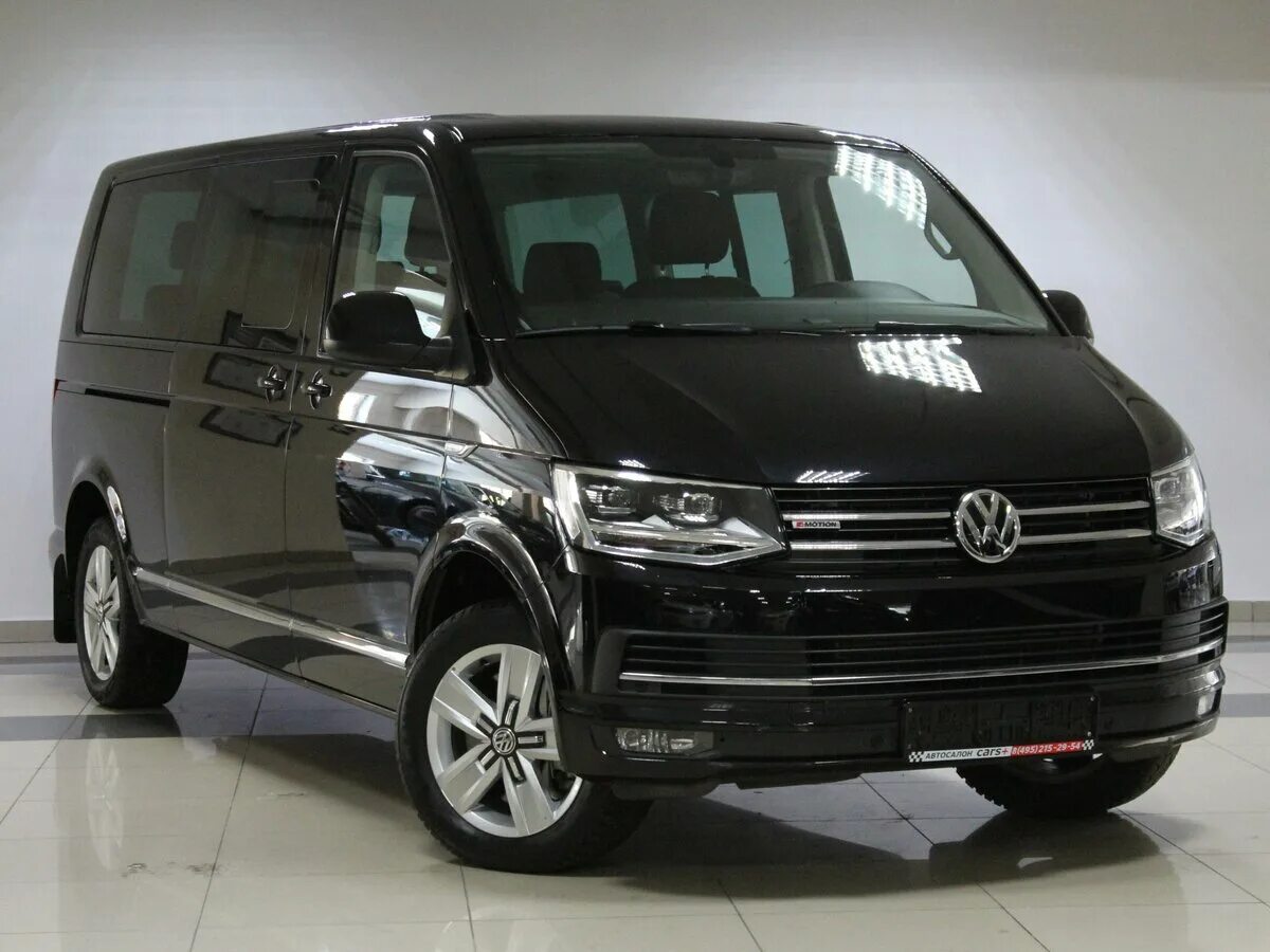 Аналог volkswagen. Volkswagen Multivan t6 Black. Volkswagen Мультивен Лонг t6. Volkswagen Multivan t6 черный. Volkswagen Multivan t6.1 long.