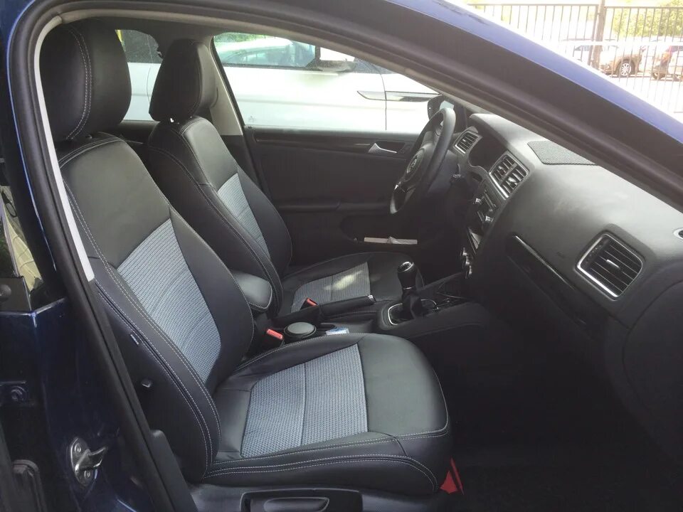 Накладка на лифт сиденья) - Volkswagen Jetta V, 1,6 л, 2008 года тюнинг DRIVE2