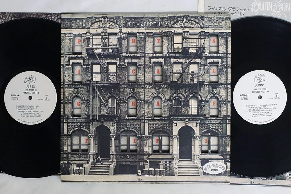 Led zeppelin physical. Led Zeppelin physical Graffiti обложка. Physical Graffiti обложка. Старинная пластинка Цеппелин. Led Zeppelin physical Graffiti 1975 LP uk.