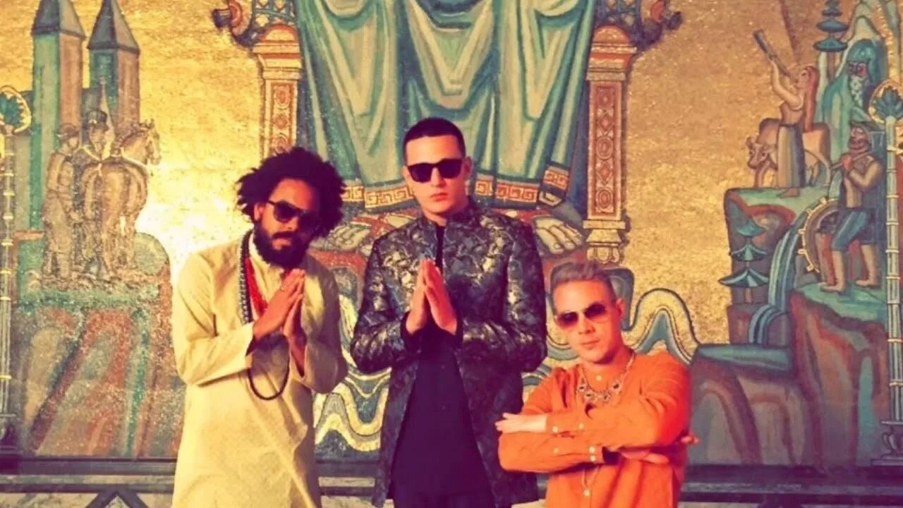 Major lazer mø. Major Lazer DJ Snake. Lean on DJ Snake. Мэйджор лейзер и Дж Снейк. Major Lazer feat. DJ Snake, MØ.