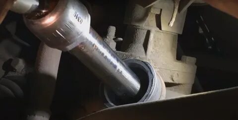 Как подтянуть рейку на рено логан 1