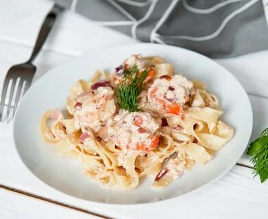 Морепродукты в сливках
