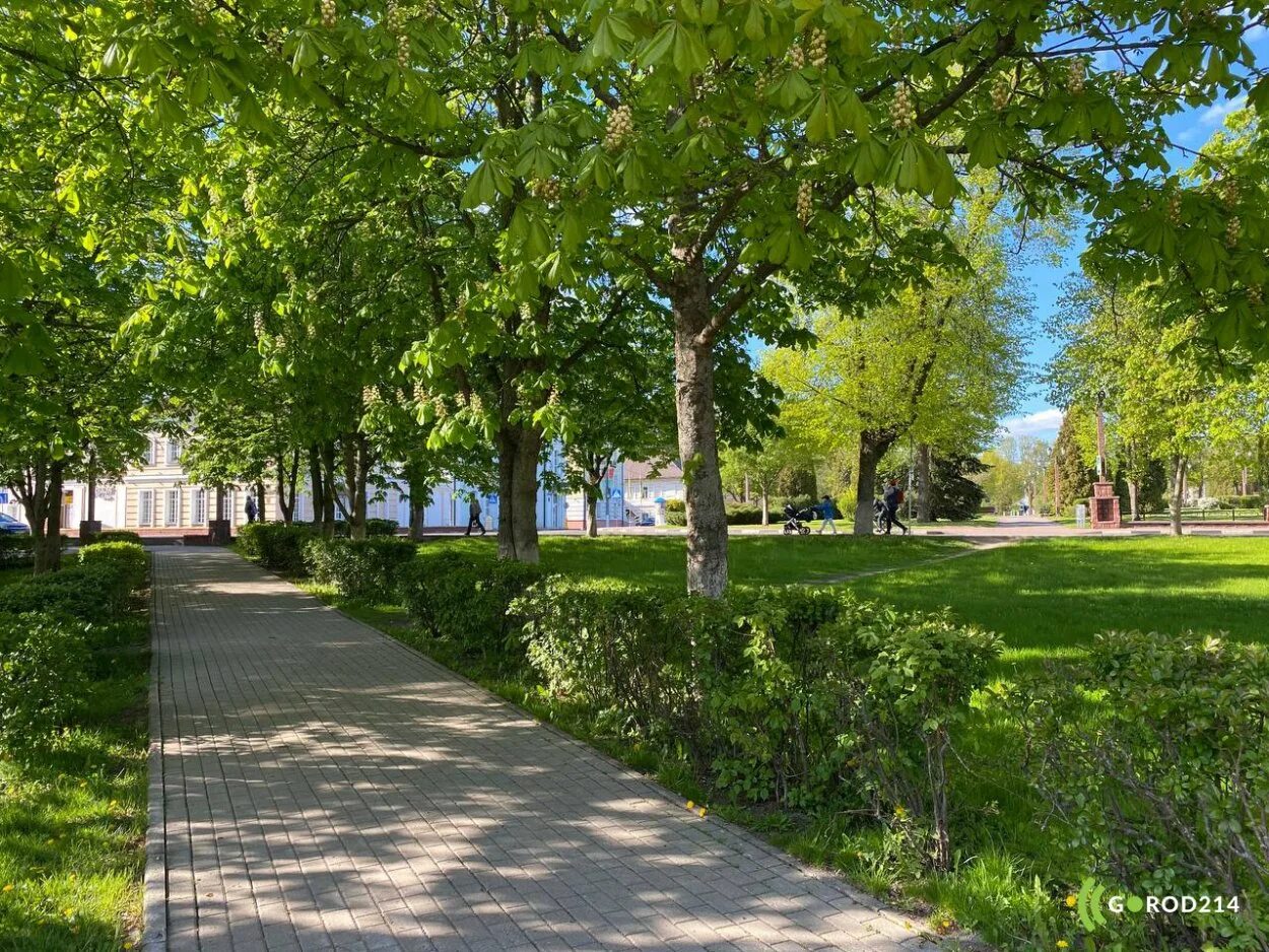 Месяцы полоцк. Краткая история полоцка. Месяцы полоцк. Столица беларуси на карте. Беларусь административное деление карта.