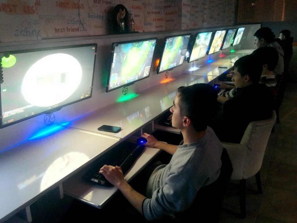 Internet cafe мод