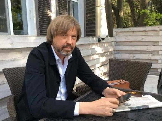 Почем пучок? Олег Николаев продолжает скупать блогеров по дешевке - Обсуждение с