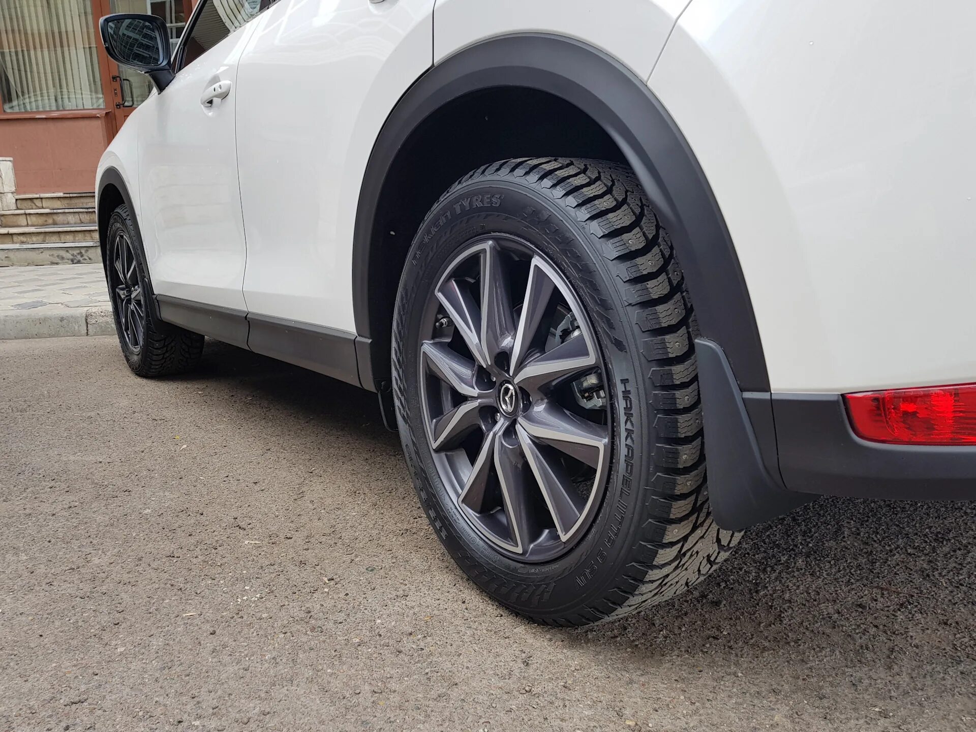 Пирелли scorpion verde 255/55 r18. 225 65 19. Kormoran summer suv евроэтикетка. Kumho hp71. Kumhocrugen premium kl33.