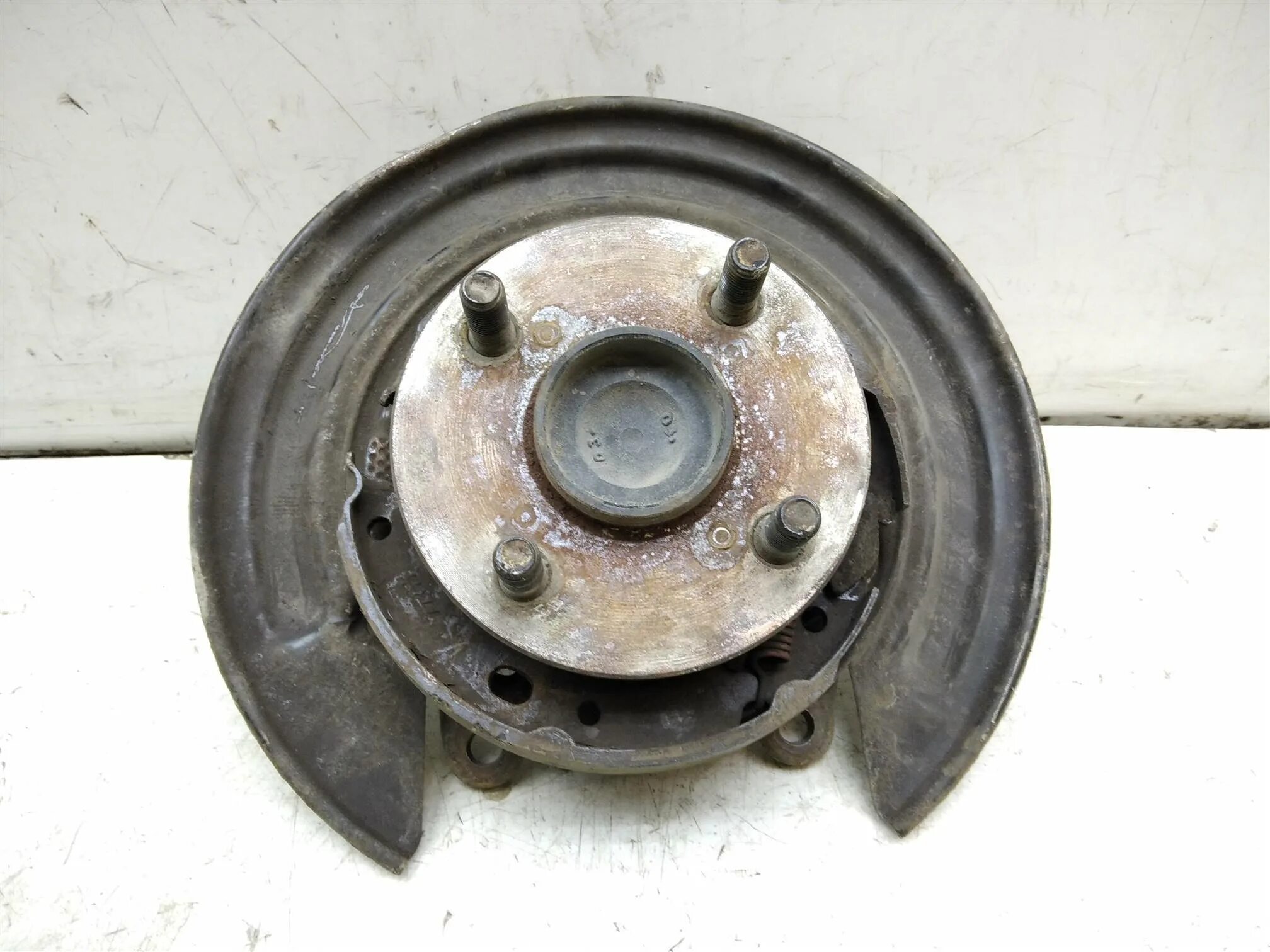 Toyota corolla e120 ступица. Ступица передняя тойота королла е150 милерс. Задняя ступица королла 120. Toyota corolla e120 ступица. Toyota corolla e120 передняя ступица.