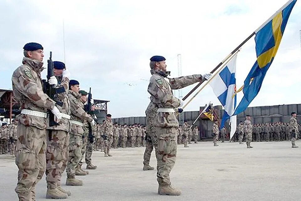 Нато предупреждает. Швеция в НАТО. Армия Финляндии НАТО. Учения России и Финляндии. Финляндия и Швеция в НАТО.