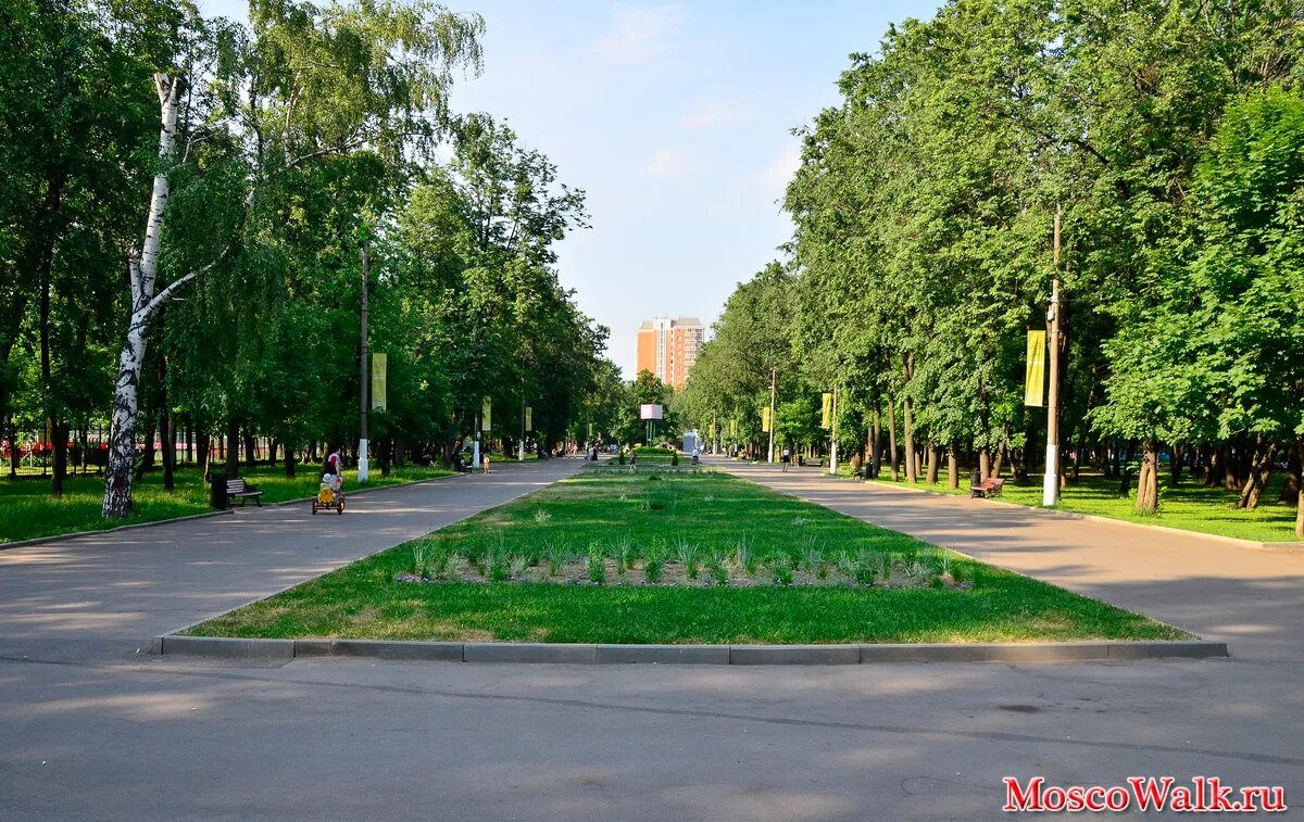 Метро перово парк. Перовский парк ул. Перовский сквер москва. Перовский сквер москва. Тема перово.