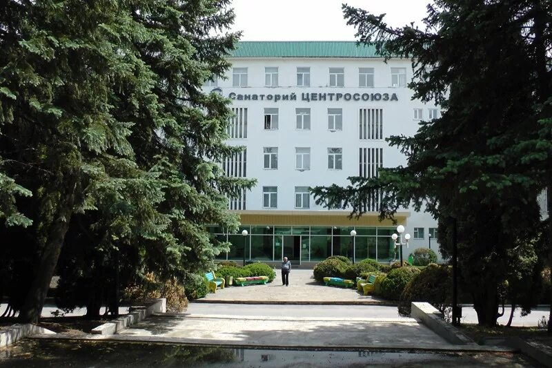 пассаж кисловодская ул. кавказские минеральные воды 19 век. кисловодск санатории центросоюза. кисловодская клиника фгбу скфнкц фмба россии. вечерний кисловодск.