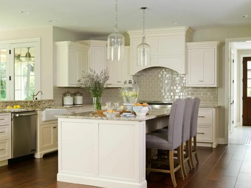Kitchens Kitchen furnishings, Chic kitchen, Kitchen design small