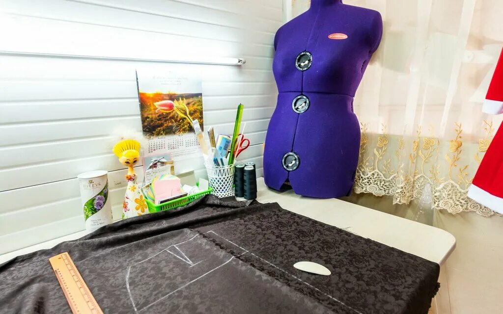 баннер для швейного ателье. вывеска бутик ателье. ателье дизайнера одежды. ателье одежды пушкин. эксклюзивный пошив одежды.