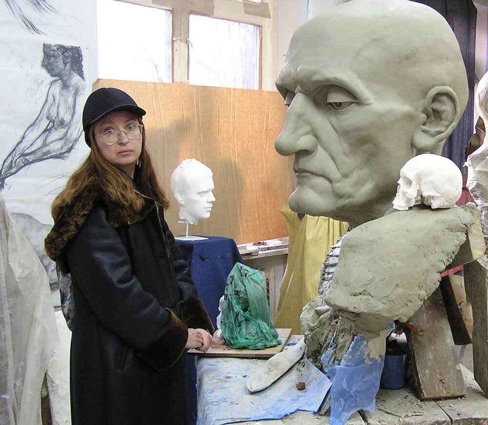 автор скульптуры. ищу скульптора. бюст поэта чакона скульптора иштвана ференци. скульптор баскаков скульптура гоголя. техники скульптуры.