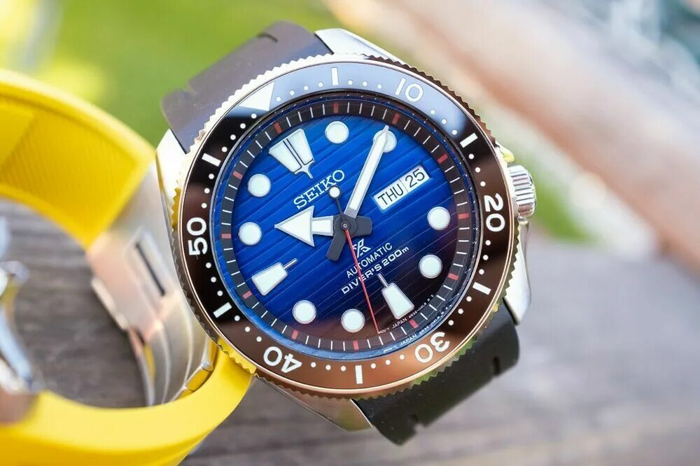 Seiko skx781. Seiko watch 2k. Часы Discovery. Seiko Mod Red. Часы дискавери