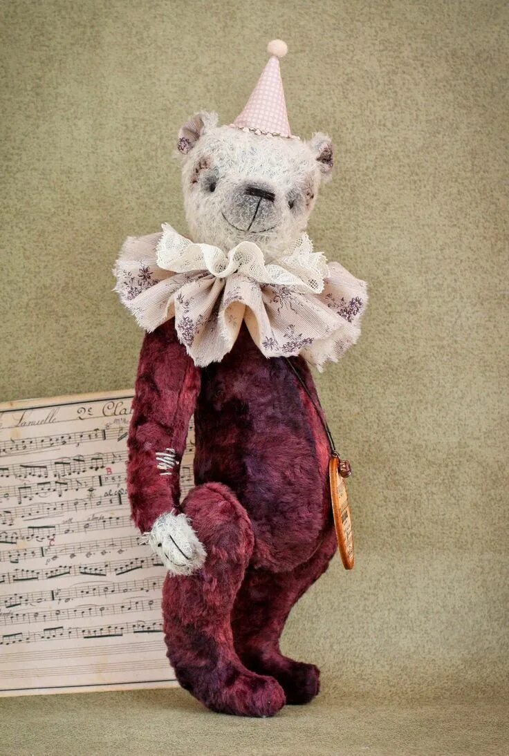 Мишка с куклой ноты для скрипки. Шансон певец медведь. Танец фортепиано. Мишек композитор. Василий богатырёв.