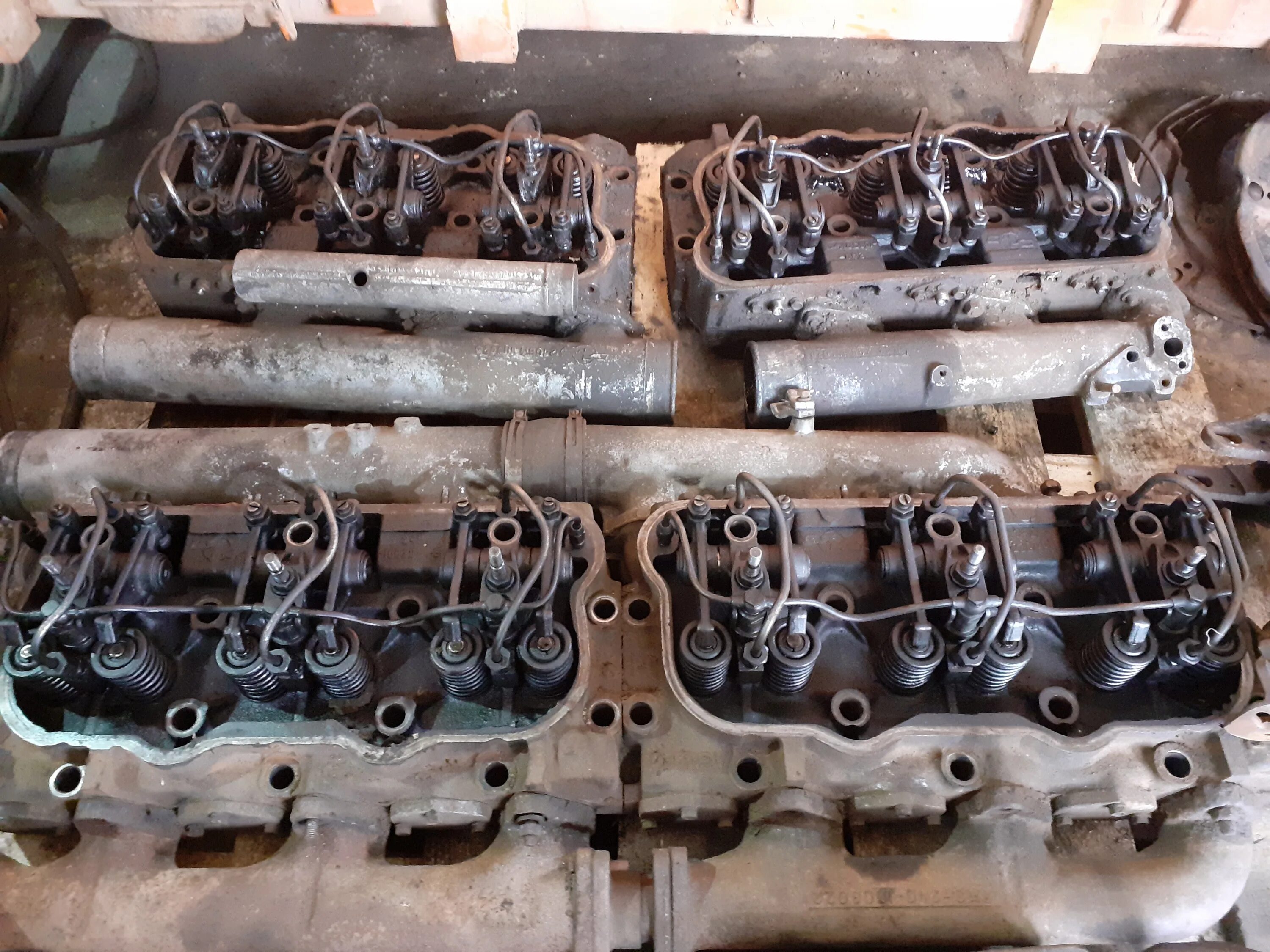 240-1003013-е2. 240-1003013-е2. 240-1003013-е2 с клапанами. Гбц ямз 240. Гбц ямз 240.