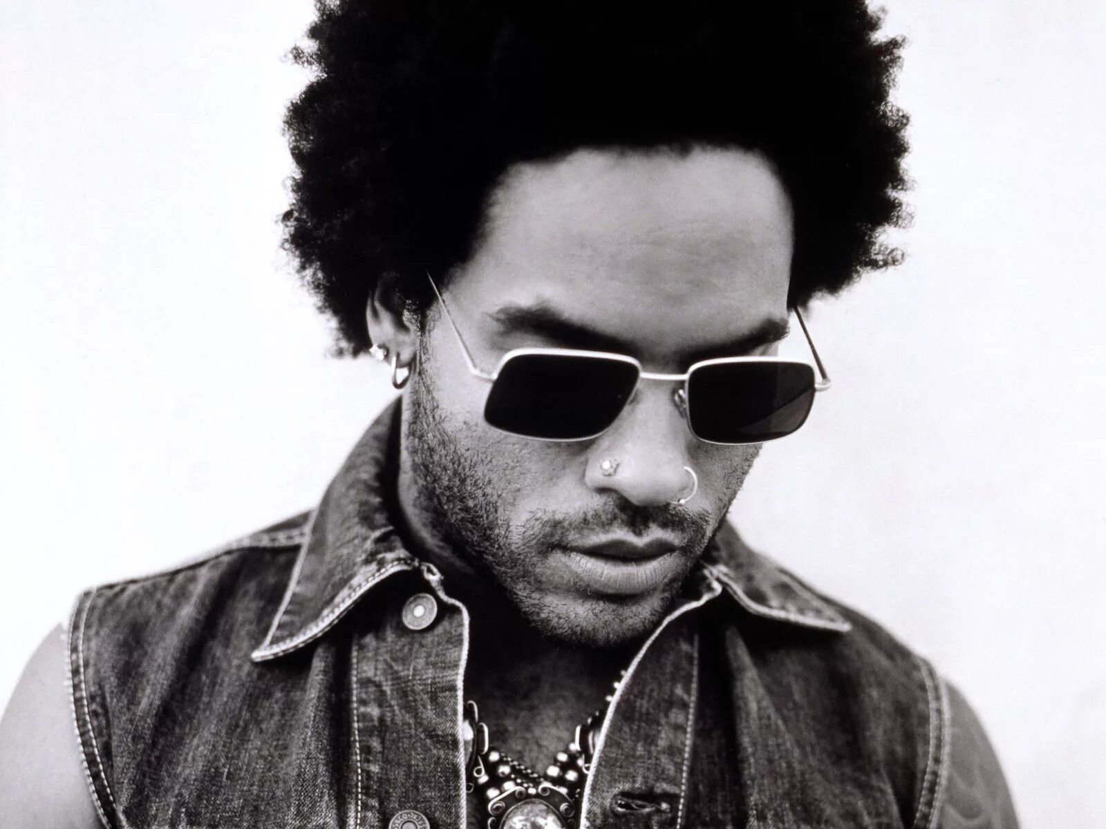 Ленни кравец песни. Ленни кравиц. ленни кравиц стиль. ленни кравиц фото. lenny kravitz 2025.