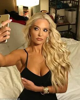 Blondie bombshell