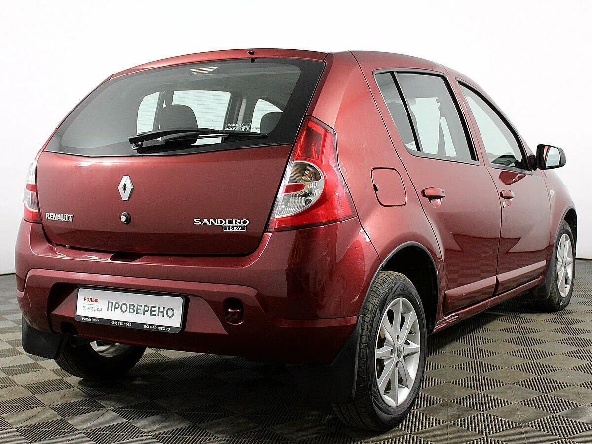 Renault sandero 2011. Рено Сандеро 2011, красный. Рено Сандеро 2011г. Рено Сандеро хэтчбек 2011. Рено Сандеро хэтчбек 2011г.