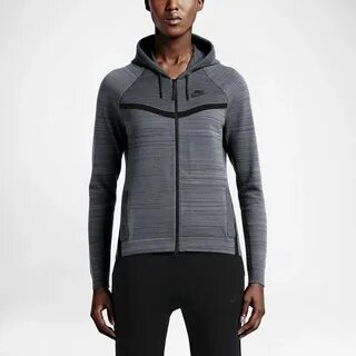 Nike tech