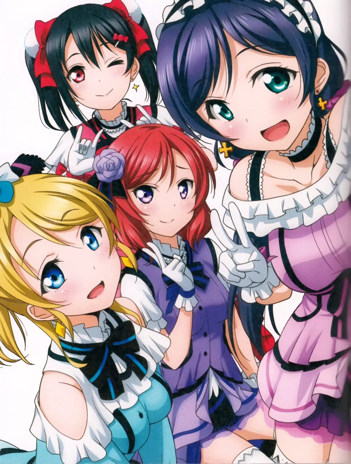 Love live two. Love Live School Idol Project. Живая любовь проект школьный идол.