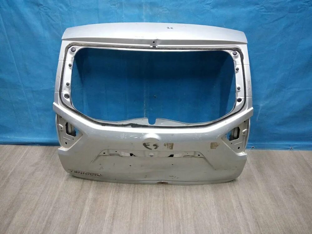 Ремонт накладки крышки багажника - Nissan Qashqai+2, 2 л, 2012 года поломка DRIV