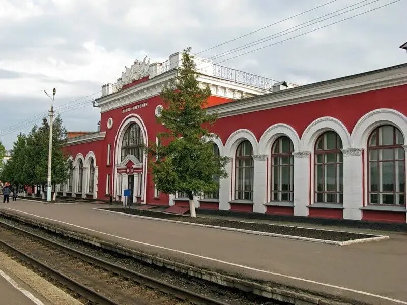 Вокзал города Льгова Курской. ЖД вокзал Льгов Курская область. Льгов-Киевский станция. ЖД вокзал Льгов Киевский.