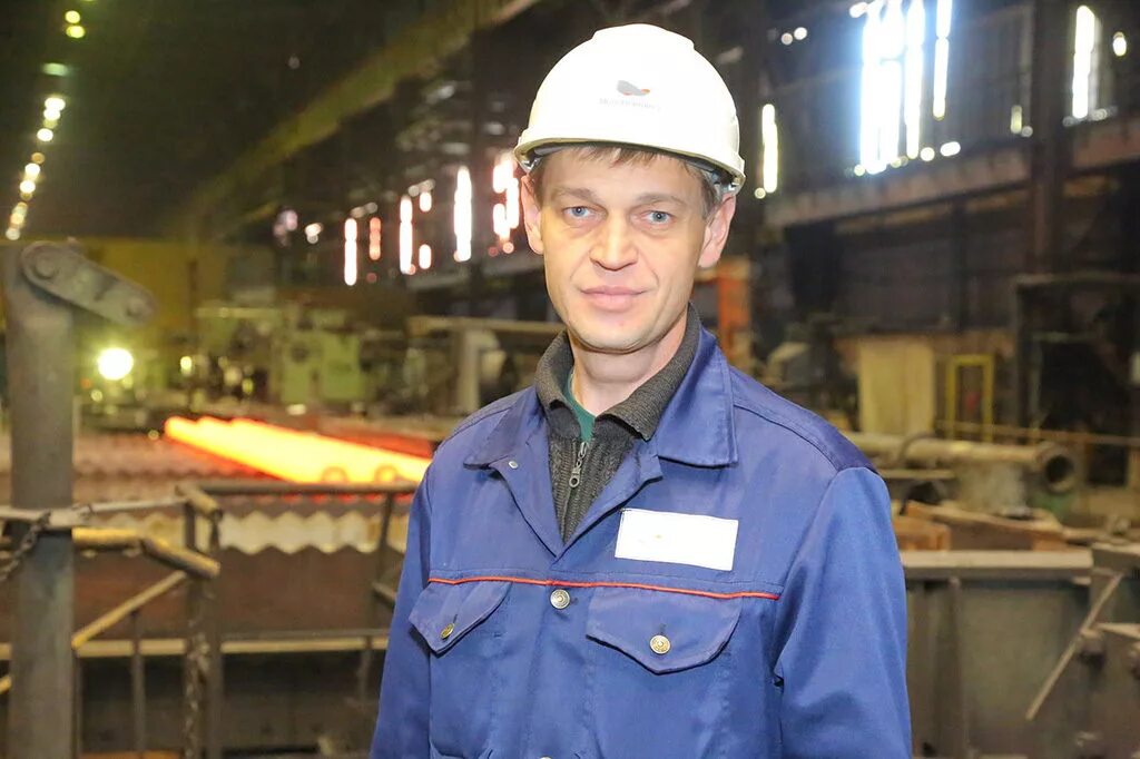 глиноземный завод краснотурьинск. начальник производственного цеха. работник завода. инженер на заводе. мастер участка производства.