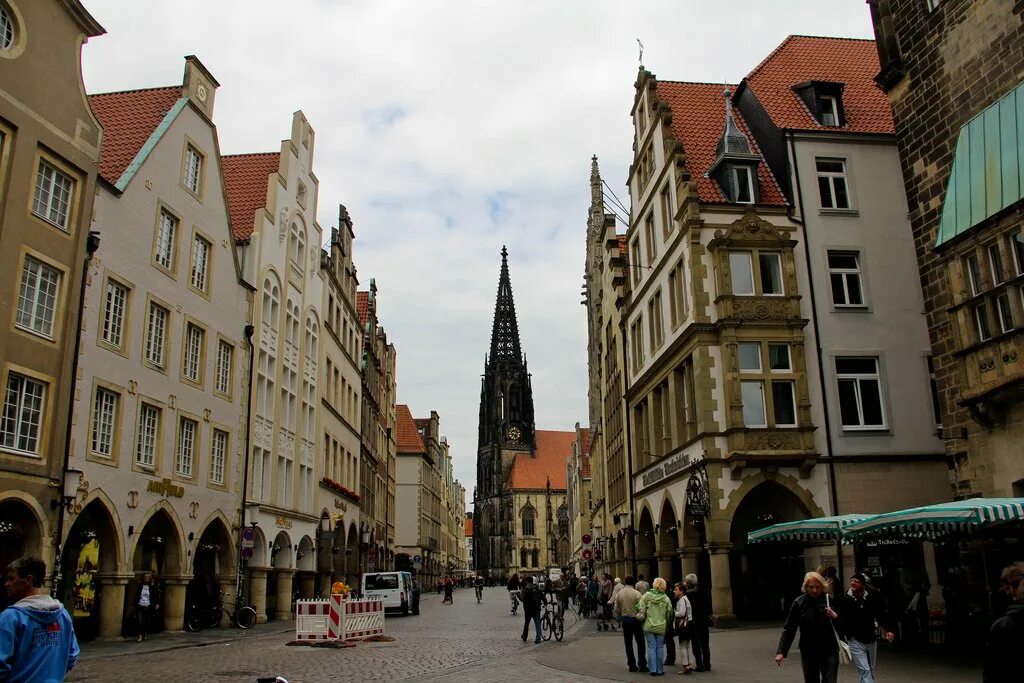 Мюнстер. Мюнстер-Хилтруп. Münster Германия. Мюнстер, улица гешервех. Летнее время в германии