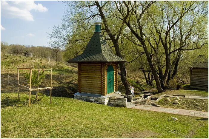 зарайск кремль никольский храм. святой колодец зарайск. зарайск святой источник. никольская церковь зарайск. белый колодец зарайск.