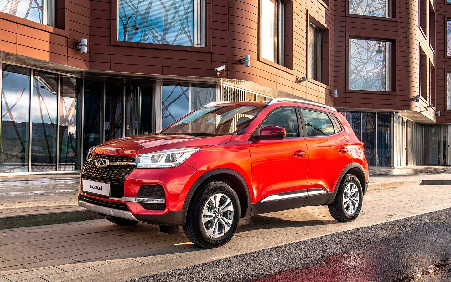 Новое с апреля 2021. Chery Tiggo 4. Кроссовер чери Тигго 4. Чери Тигго 4 2021. Чери Тиго 4 про 2022.