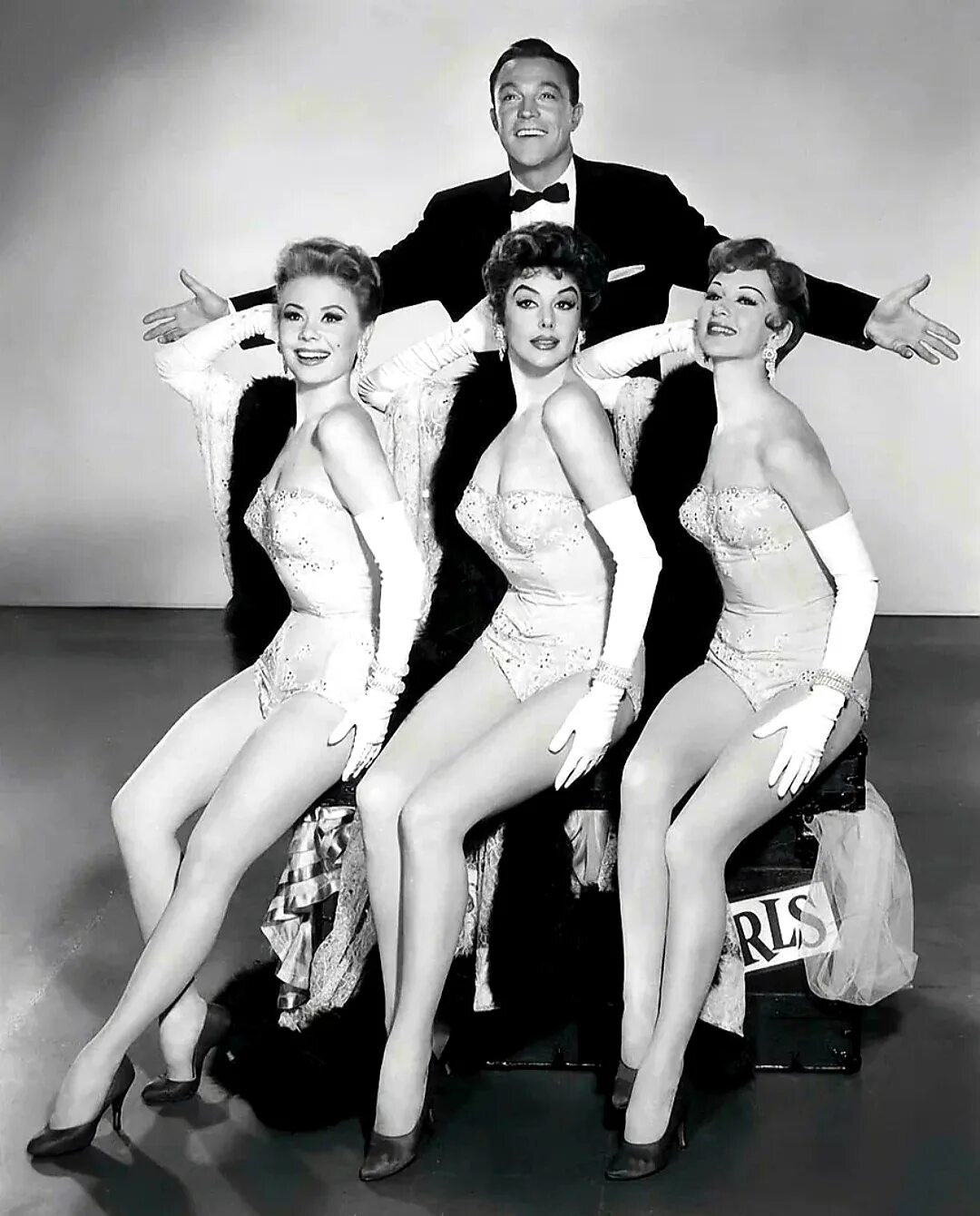 Тинки ретро видео. Mitzi gaynor hollywood. кендалл и ретро. ретро втроем.