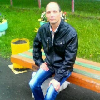 На вид ему было 45