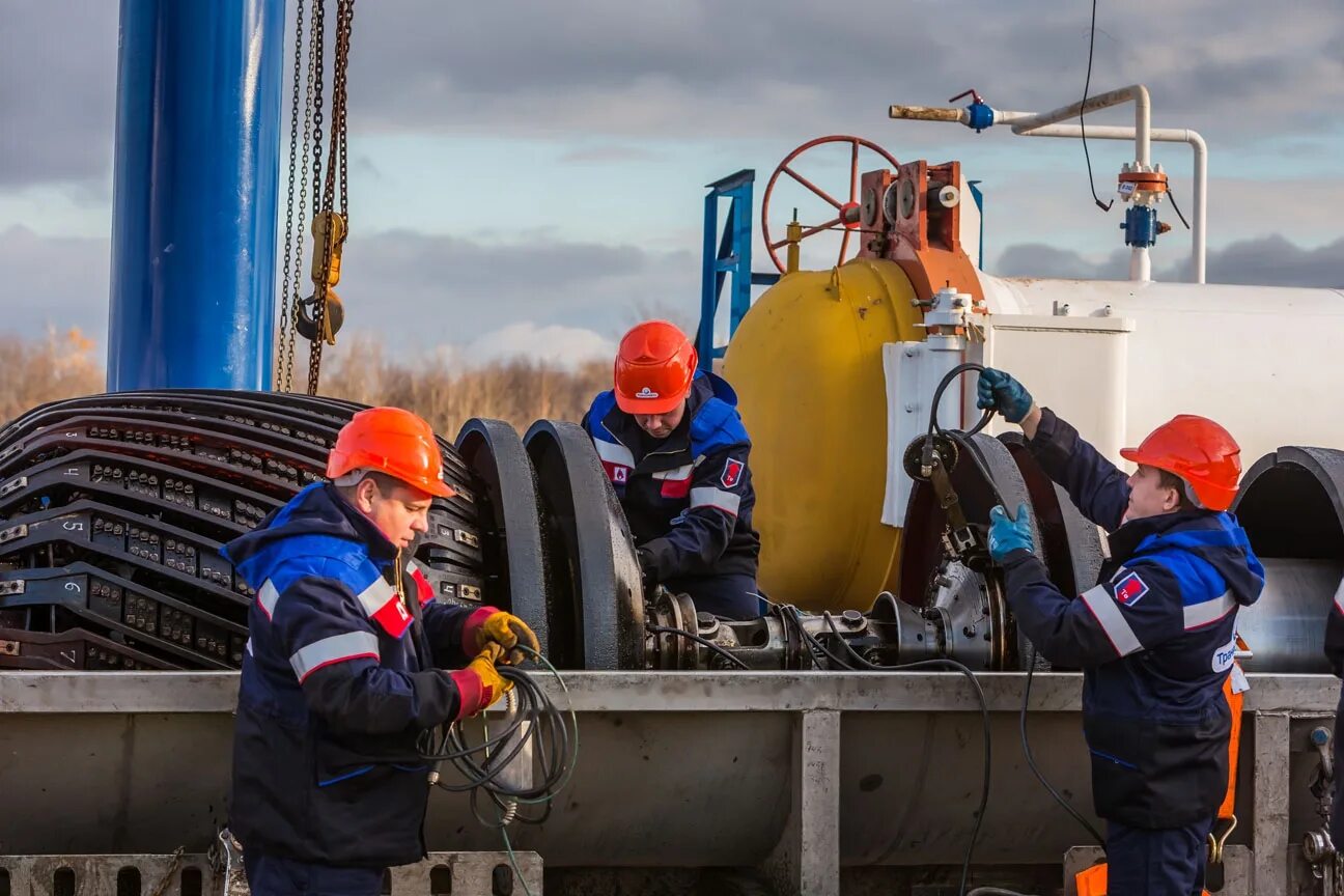 Эксплуатация и обслуживание объектов транспорта и хранения нефти. Безопасность нефтепроводов. 'Эксплуатация магистрального нефтепровода. Трубопровод Транснефть. Оборудования магистральных трубопроводов