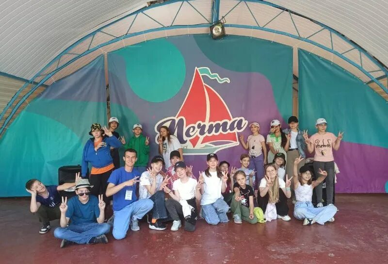 Представление вожатых. Представление вожатых. Представление вожатого. Представление вожатого в лагере. Ноу поиск лагерь.