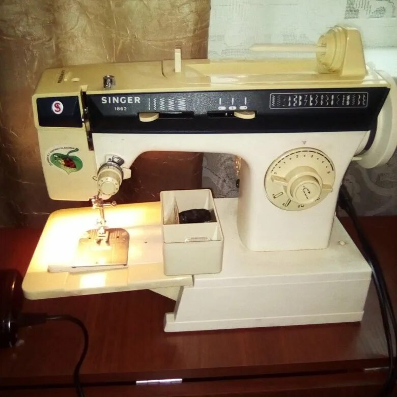 Швейная машина зингер 1862. Швейная машинка зингер 1862. Зингер 1862. Зингер 1862. Швейная машина зингер 1263.