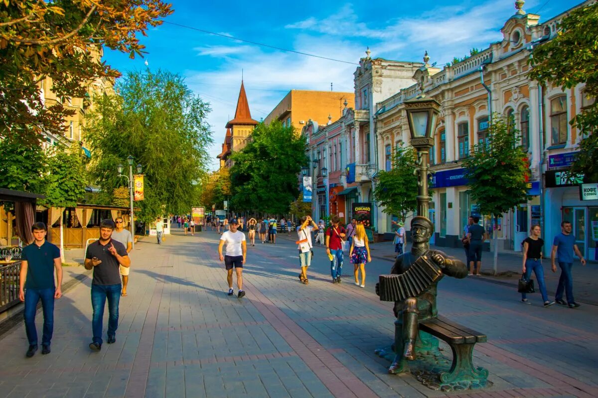 Проспект в кирове. Проспект кирова саратов. улица проспект кирова саратов. проспект кирова саратов 2025. проспект столыпина саратов.